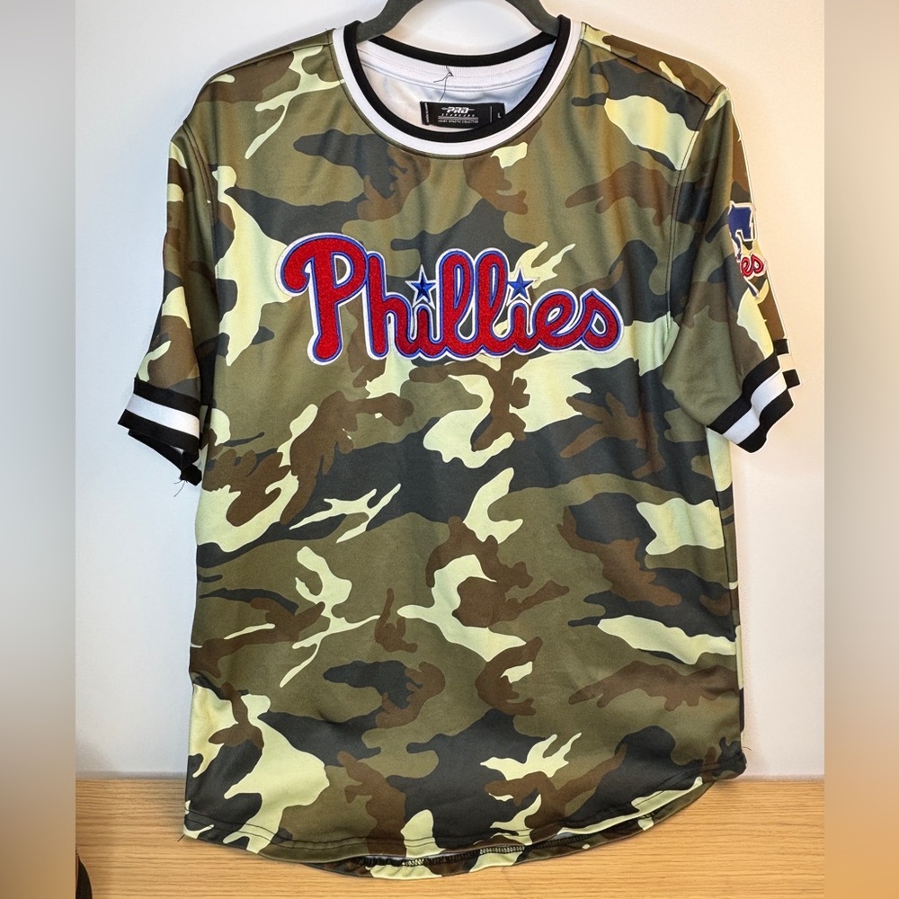 Pro Standard Luxury Athletic Collection Camouflage Phillies Jersey‎ Large